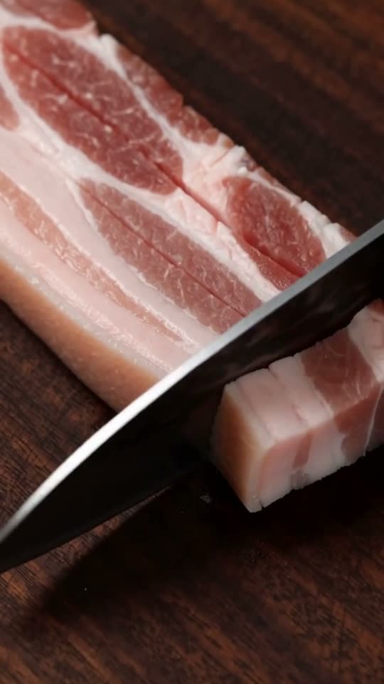 Step 1: Par-Chill, Score & Cube the Pork Belly: Chill 700g skinless pork belly in the freezer for 15 minutes so the fat cap firm